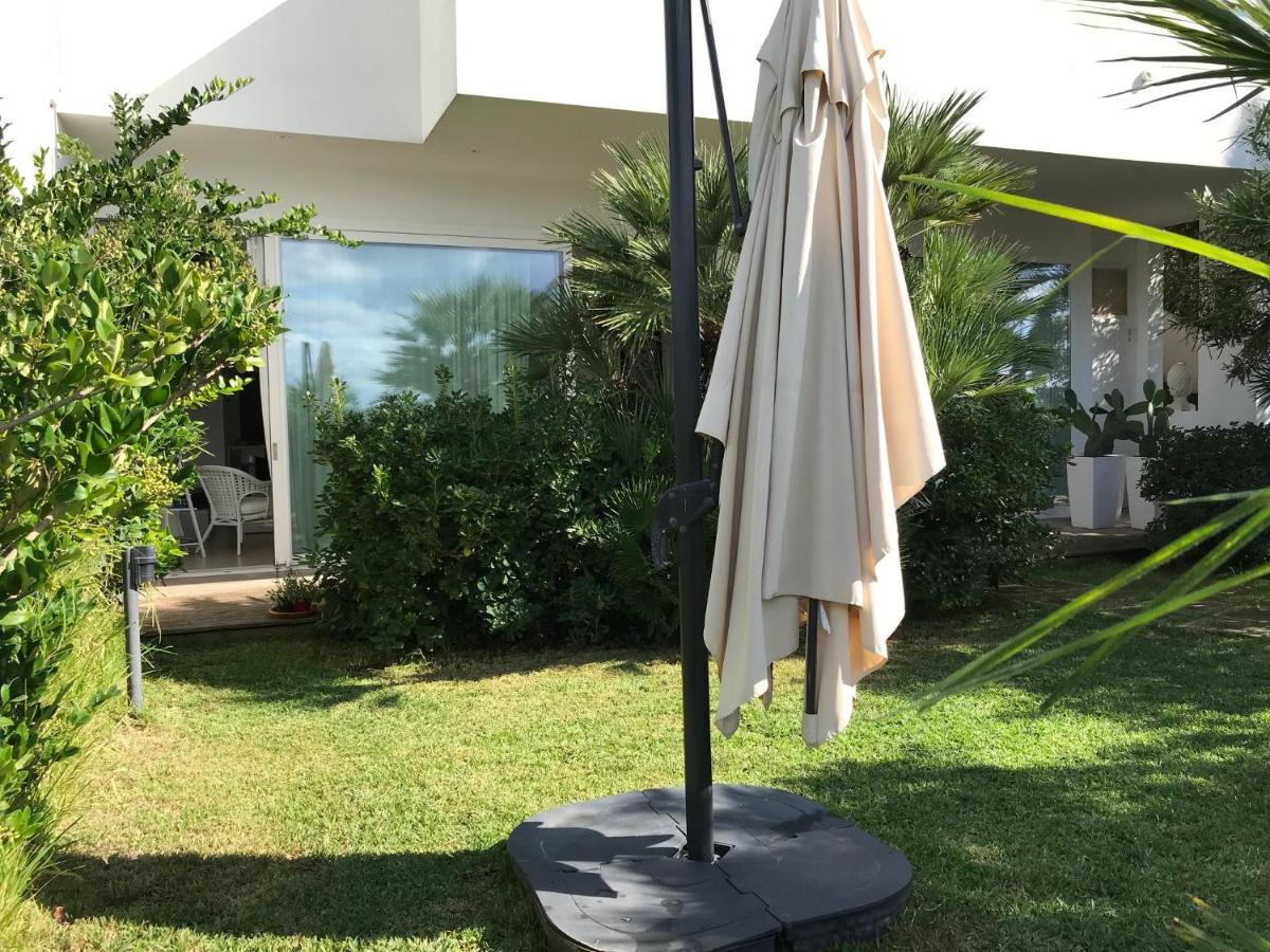 Casa Sugli Scogli Villa Fontane Bianche Ngoại thất bức ảnh